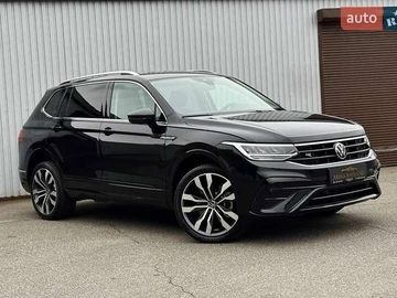 Авто Volkswagen Tiguan 2023 № 8113105