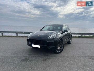 Авто Porsche Cayenne 2015 № 8113125