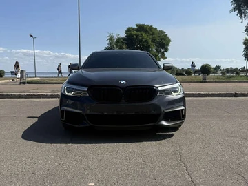 Авто BMW 5 Series 2018 № 8113130