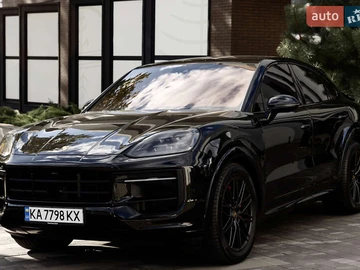 Авто Porsche Cayenne 2024 № 8113147