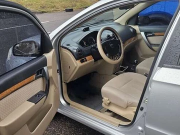 Авто Chevrolet Aveo 2007 № 8113289