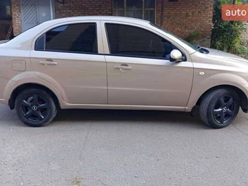 Авто Chevrolet Aveo 2008 № 8113290