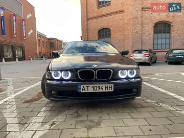 Авто BMW 5 Series 2002 № 8113304