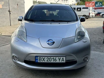 Авто Nissan Leaf 2013 № 8113332