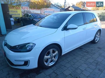 Авто Volkswagen E-Golf 2015 № 8113487