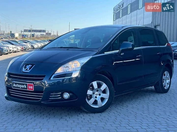 Авто Peugeot 5008 2012 № 8113508