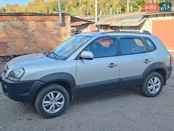 Авто Hyundai Tucson 2011 № 8113551