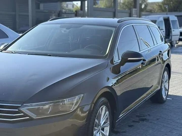 Авто Volkswagen Passat 2017 № 8113672