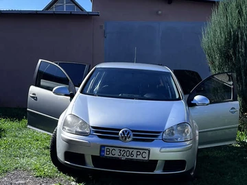 Авто Volkswagen Golf 2007 № 8114111