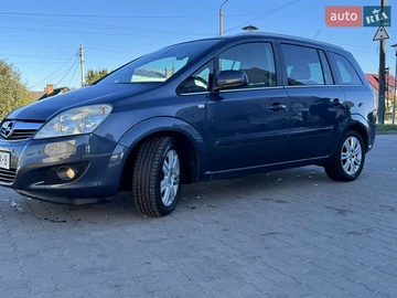 Авто Opel Zafira 2010 № 8114140