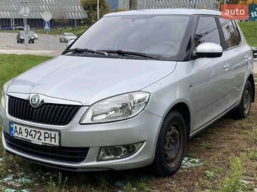Авто Skoda Fabia 2011 № 8114162