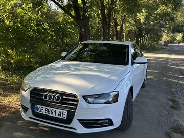 Авто Audi A4 2012 № 8114428