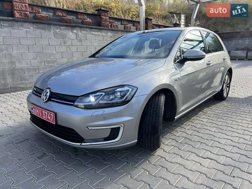Авто Volkswagen E-Golf 2017 № 8114431