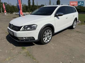 Авто Volkswagen Passat 2012 № 8114433