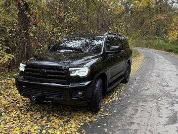 Авто Toyota Sequoia 2017 № 8114651