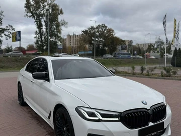 Авто BMW 5 Series 2018 № 8114760