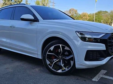 Авто Audi Q8 2018 № 8114764