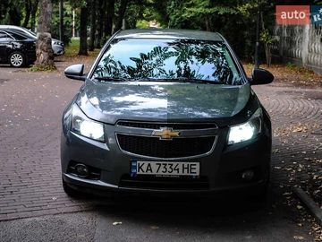 Авто Chevrolet Cruze 2010 № 8114919