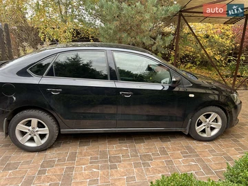 Авто Volkswagen Polo 2013 № 8115069