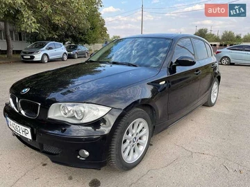 Авто BMW 1 Series 2005 № 8115070