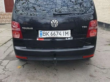 Авто Volkswagen Touran 2008 № 8115123