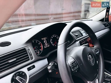 Авто Volkswagen Passat 2012 № 8115256