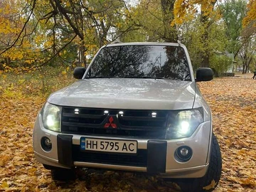 Авто Mitsubishi Pajero 2010 № 8115276
