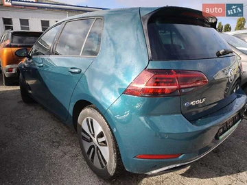 Авто Volkswagen E-Golf 2018 № 8115329