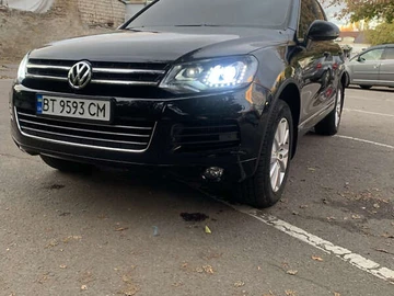 Авто Volkswagen Touareg 2011 № 8115333