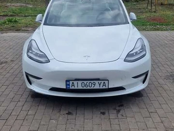 Авто Tesla Model 3 2019 № 8115365