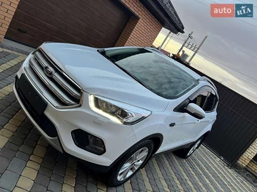 Авто Ford Kuga 2019 № 8115368