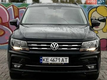 Авто Volkswagen Tiguan 2019 № 8115411