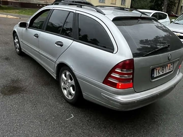 Авто Mercedes C-Class 2005 № 8115449