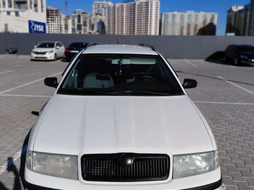 Авто Skoda Octavia 2002 № 8115453