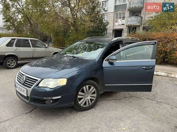Авто Volkswagen Passat 2006 № 8115464