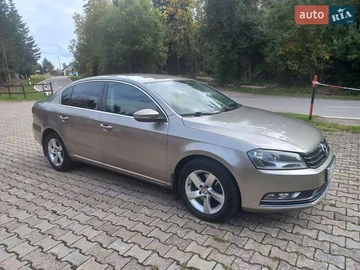 Авто Volkswagen Passat 2012 № 8115467