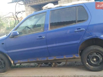 Авто Volkswagen Polo 2001 № 8115534