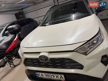 Авто Toyota Rav4 2018 № 8115549