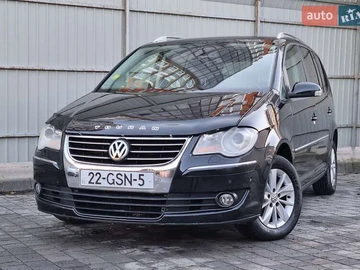 Авто Volkswagen Touran 2007 № 8115603