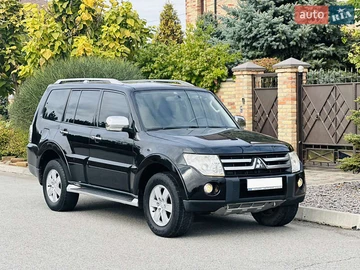 Авто Mitsubishi Pajero Wagon 2007 № 8115923