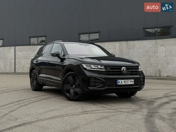 Авто Volkswagen Touareg 2025 № 8116016