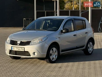 Авто Dacia Sandero 2009 № 8116074