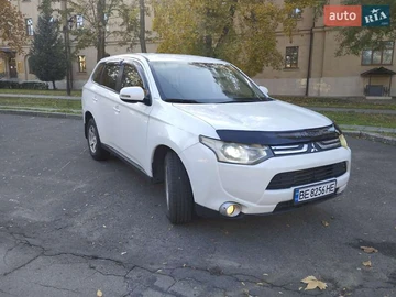 Авто Mitsubishi Outlander 2012 № 8116104