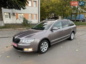 Авто Skoda Superb 2012 № 8116106