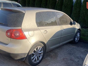 Авто Volkswagen Golf 2004 № 8116237