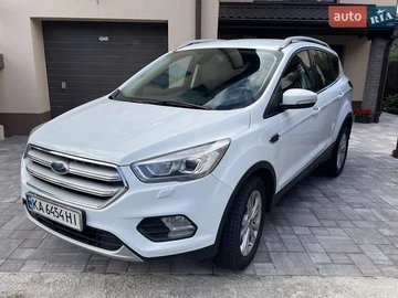 Авто Ford Kuga 2019 № 8116372