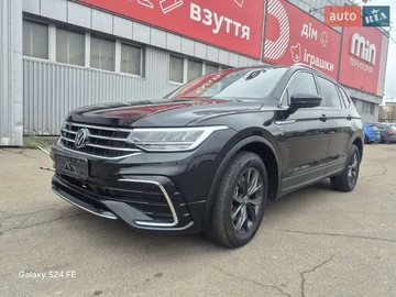Авто Volkswagen Tiguan 2024 № 8116399