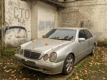 Авто Mercedes E-Class 2001 № 8116506