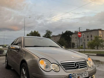 Авто Mercedes C-Class 2005 № 8116521