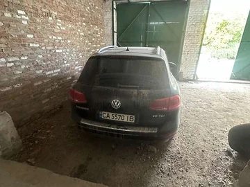 Авто Volkswagen Touareg 2010 № 8116535